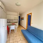 Grazioso N 40 A A 100mt Dal Mare Апартаменты